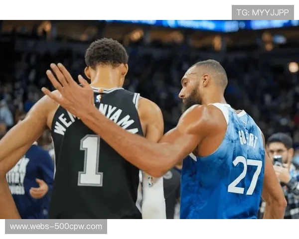 戈贝尔生涯总得分突破11000分大关，森林狼中锋持续稳定贡献防守端统治力展现攻防全能